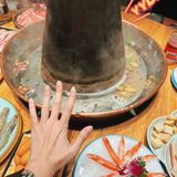 跟洗澡盆一样大的火锅🍲