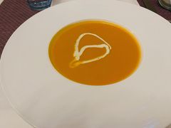 奶油栗子南瓜汤-小莫餐厅And More Restaurant西餐(北京展览馆店)