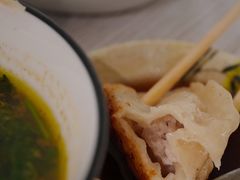 -黄阿姨锅贴大王(万航渡路店)