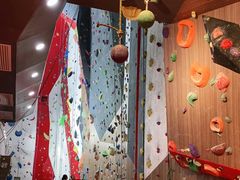 -魔岩攀登(南京东路店)