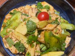 -老滇山寨•云南特色菜•地方菜•民族风情歌舞表演(金碧店)