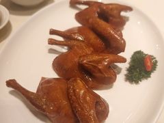 烤乳鸽-利苑酒家(华熙国际店)