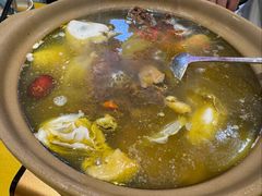 -椰子湾·海南火锅·糟粕醋·椰子鸡(正大广场店)