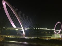-南京眼步行桥