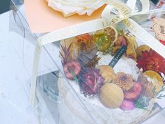 -小苍兰风铃草·礼物蛋糕(沈阳店)
