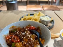 菠萝咕咾肉-本处·素食·融合料理(南油店)