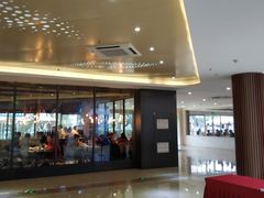 -易生活购物公园