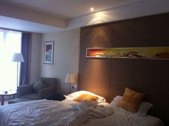 -无锡鼎尚皇冠酒店