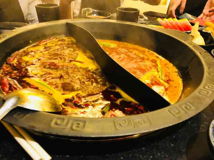 丙火锅-"辣油锅的味道真的很棒,不能吃辣的人觉着都."-大众点评移动版