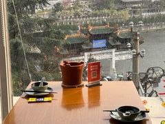 -包整·丝娃娃(一览甲秀楼风景店)