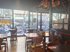 大堂-熊吞·大碗丼烧肉饭(西市场嘉华店)