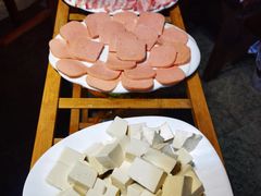 白豆腐-抚仙湖生态石锅鱼野生菌(告庄店)