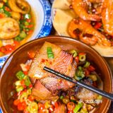 终于有能让我吃饱的中式小酒馆了，开始炫饭