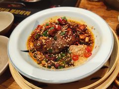 -老牌坊云南鱼豆花火锅(哈西万达店)