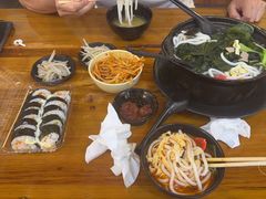 -丽虹云南过桥米线(兴工街店)