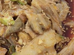 -石磨豆花家常菜·牦牛排土火锅