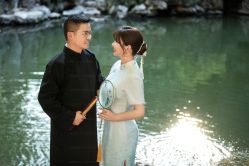 -雪中彩影婚纱摄影·微光艺术中心