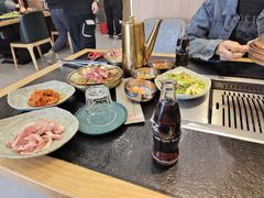 -臻牛烤肉