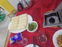 -花苑美食横琴生蚝火锅(拱北粤华路店)