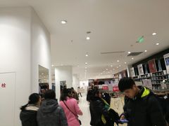 -优衣库(红谷滩万达店)