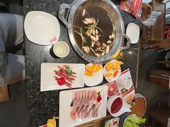 -井格重庆火锅(临平银泰城店)