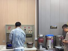 -陇上全荟兰州传统牛肉面(延吉路店)