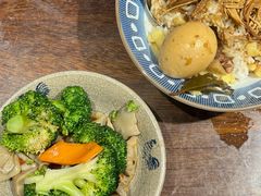 时蔬双拼-红猪卤肉饭(大西洋美食城店)