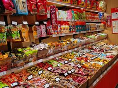 零售区-来伊份(仙霞路二店)