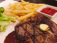 -WOLFGANG PUCK KITCHEN & BAR(迪士尼小镇店)