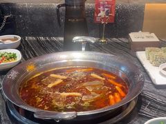 -老船舫·现做活鲜鱼馆(东郊记忆店)