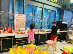 -萨卡屋亲子乐园·餐厅(龙山万物工场店)