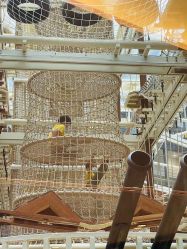 -PIPIKINGDOM皮皮王国欢乐号(欢乐海岸购物中心店)