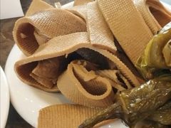 卤豆皮-张包铺(道外店)