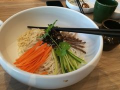 鸡丝凉米线-云海肴云南菜(青浦宝龙店)