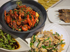 -肥肥虾庄·金牌油焖大虾(沙湖店)