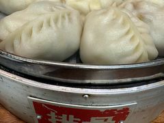 -方国老头包子·39年威海本地老字号•小船海鲜疙瘩汤