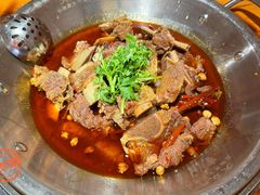 -大众跷脚牛肉馆·非遗传承单位(峨眉山店)