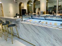 -Fridi Patisserie Cafe