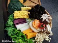 -湊湊火锅·茶憩(恒隆广场店)