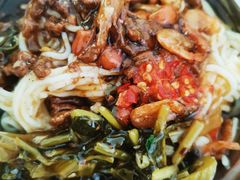 灵山粉-灵山卢梅燕粉店