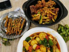 -江城燕子大排档(江汉路步行街店)