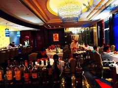 -龙虾酒吧扒房(宁波香格里拉店)