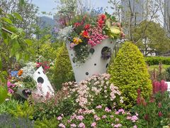 -东方体育中心(地铁站)