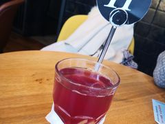蜜梨李-Wagas沃歌斯(静安大悦城店)