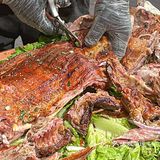 在南京！缸子肉和烤全羊一次到位的快乐谁懂