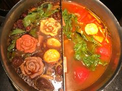 -湊湊火锅·茶憩(新中关购物中心店)