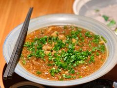 沙蒜烧豆面-荣小馆(杭州大厦店)