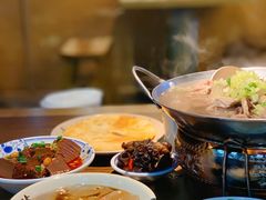 -肖四女乐山跷脚牛肉(南汇大学城生活广场店)