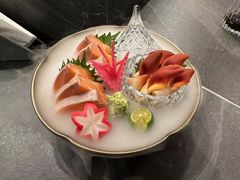 -吉屋·炭烧酒场·秋冬功夫奶汁河豚鱼锅