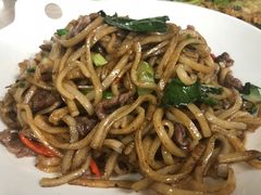 -华威达牛庄(黄埔大道西店)